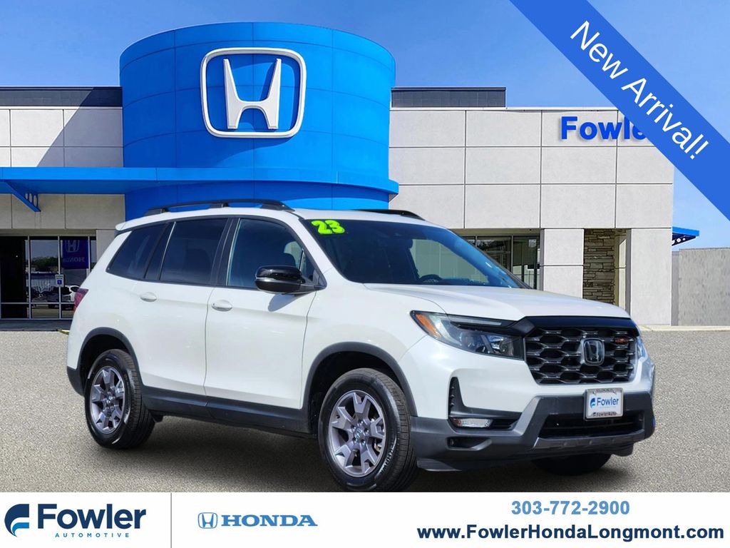 White 2023 Honda Passport TrailSport AWD SUV / Crossover All-Wheel Drive 9-Speed Automatic