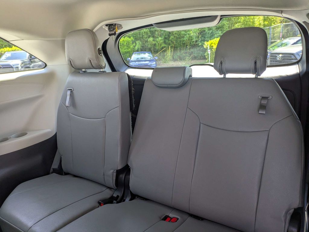 Used 2024 Toyota Sienna Van