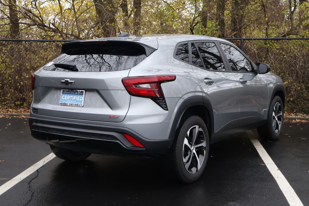 Thumbnail: 2024 Chevrolet Trax - 10