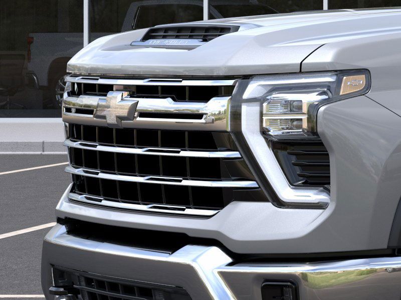 2025 Chevrolet Silverado 2500HD LTZ 13