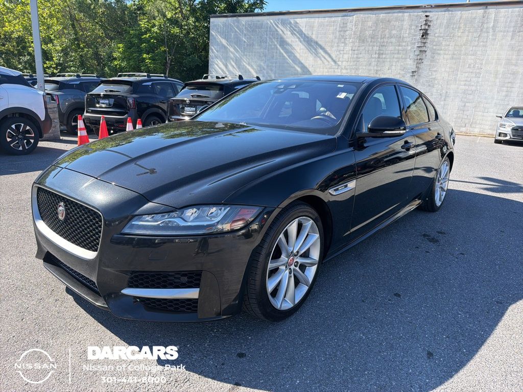 Ultimate Black Metallic 2016 Jaguar XF 35t R-Sport RWD Sedan Rear-Wheel Drive 8-Speed Automatic
