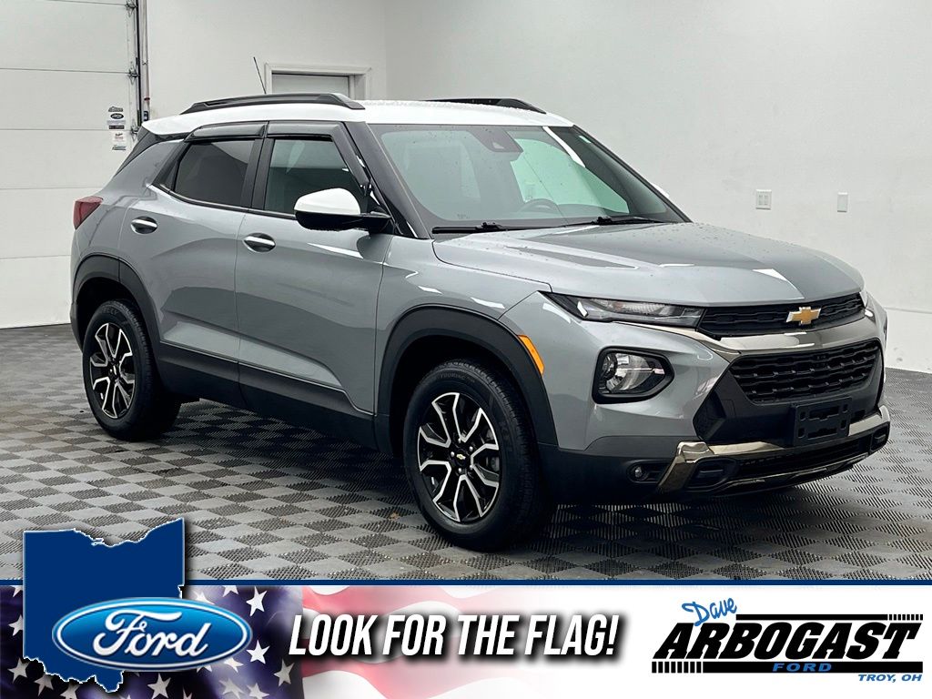 Sterling Gray Metallic 2023 Chevrolet Trailblazer SUV / Crossover Four-Wheel Drive 9-Speed Automatic