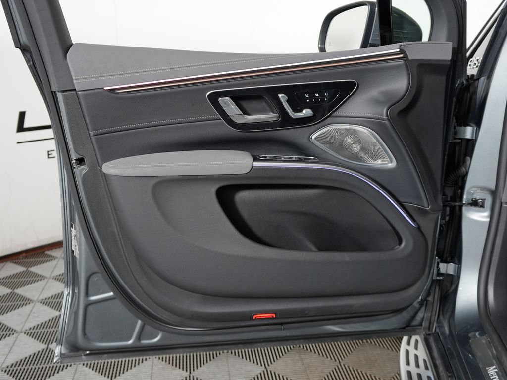 new 2023 Mercedes-Benz EQS car