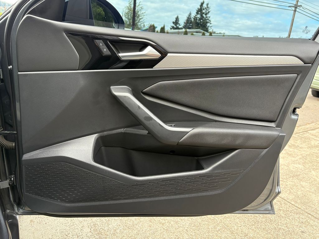 2021 Volkswagen Jetta R-Line