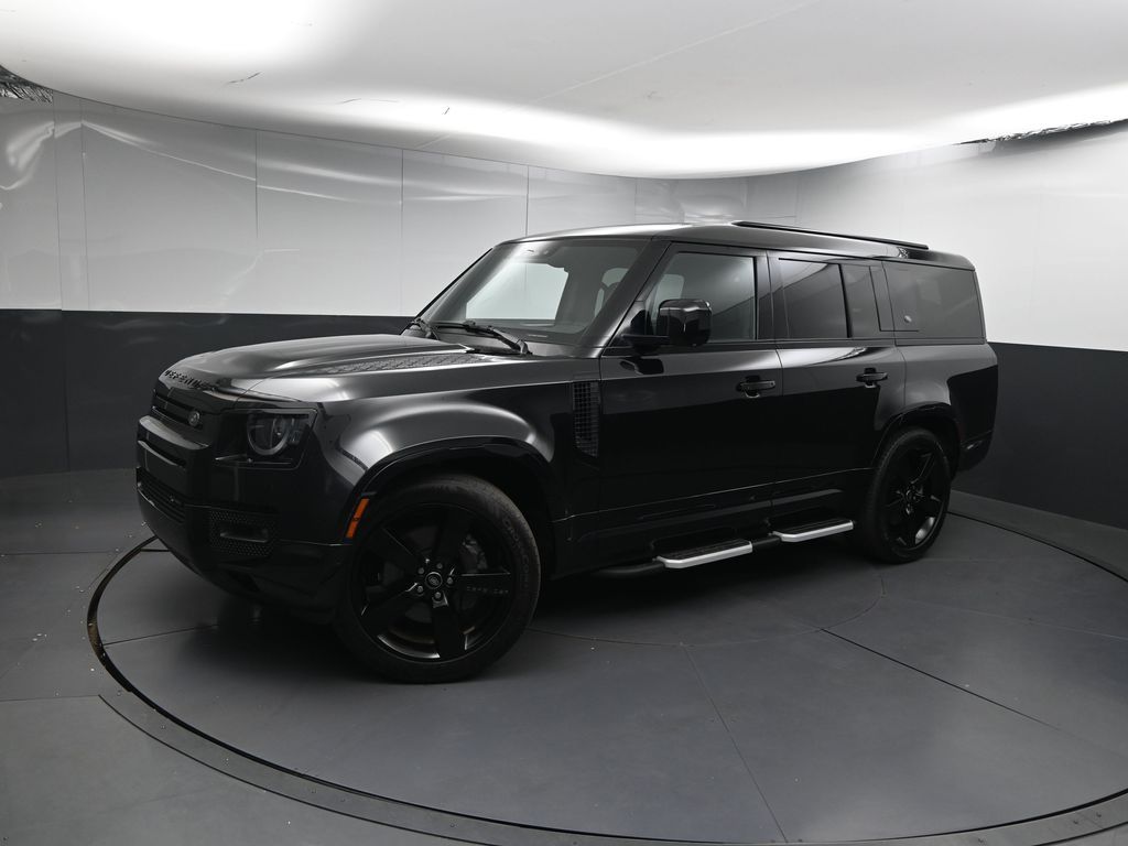 2023 Land Rover Defender 130 X-Dynamic SE AWD