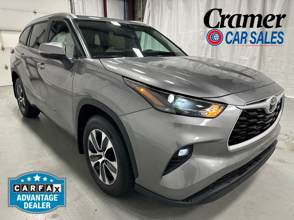 Heavy Metal 2025 Toyota Highlander SUV / Crossover All-Wheel Drive 8-Speed Automatic