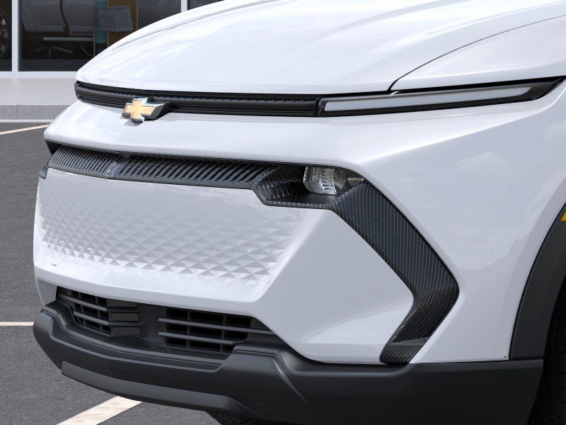New 2026 Summit White Chevrolet LT image 13