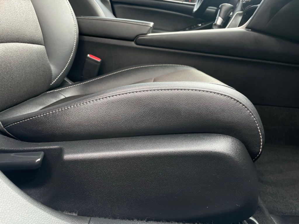 2020 Honda Accord Sport 28