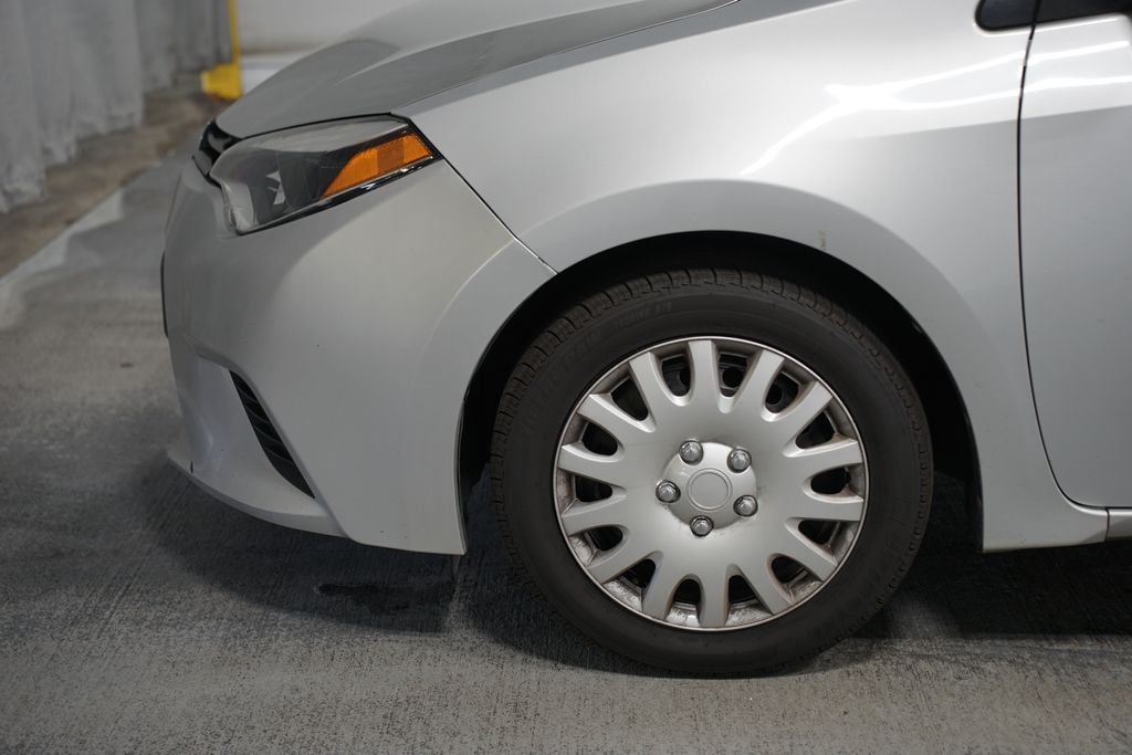 Thumbnail: 2014 Toyota Corolla - 5