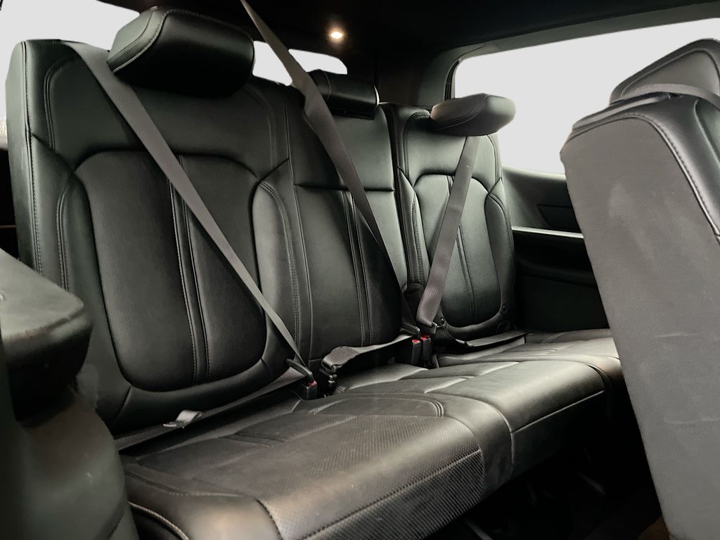 Used 2023 White Jeep Series II image 29