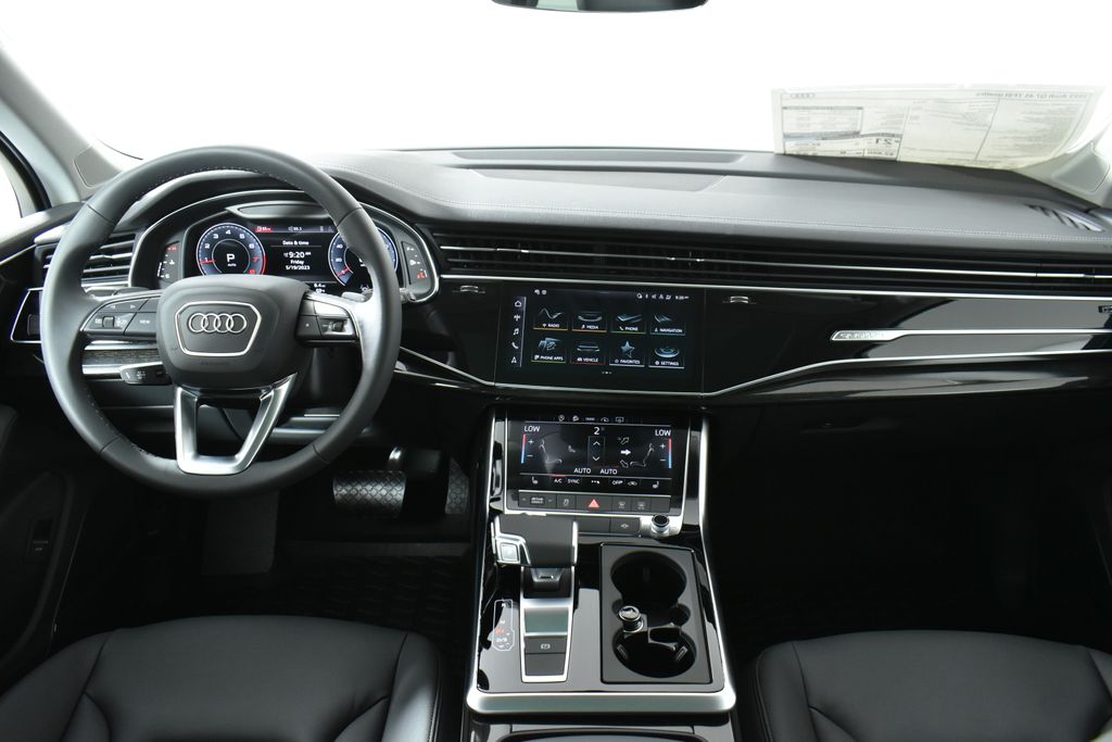 2023 Audi Q7 Premium Plus 4