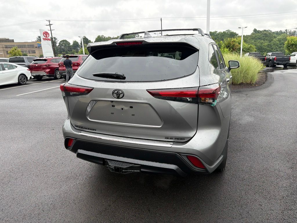New 2026 Toyota Highlander SUV