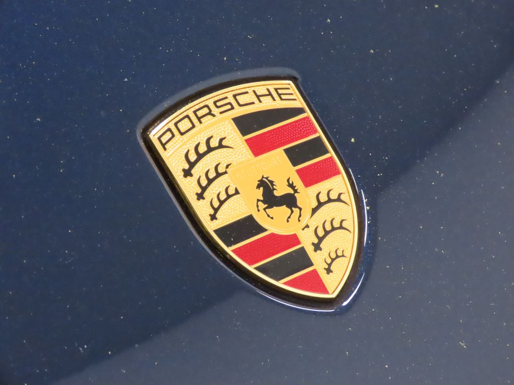 Thumbnail: 2022 Porsche Macan - 13