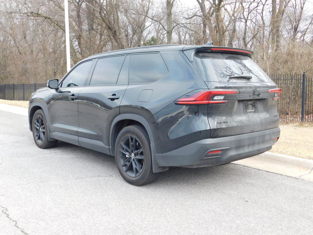 Thumbnail: 2025 Toyota Grand Highlander - 3