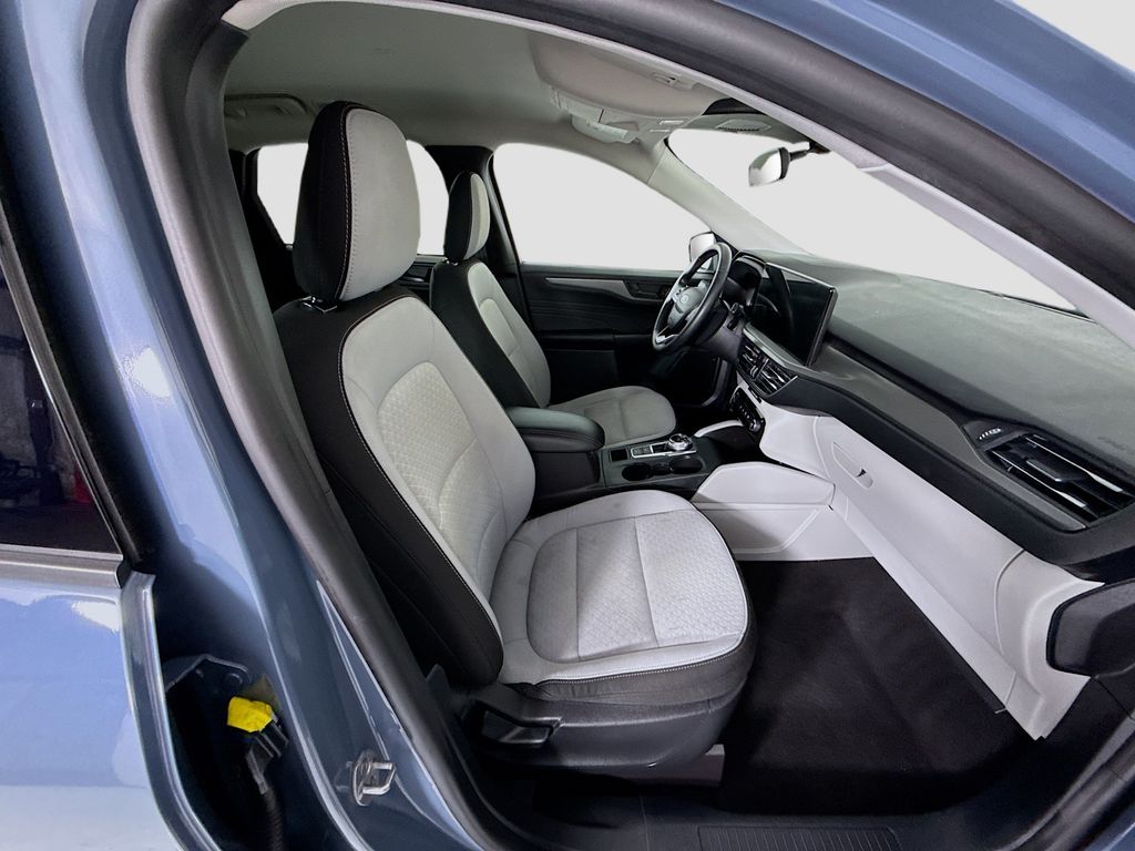 Thumbnail: 2024 Ford Escape - 20