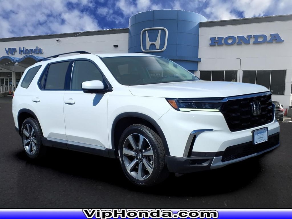 White 2023 Honda Pilot Elite AWD SUV / Crossover All-Wheel Drive Automatic