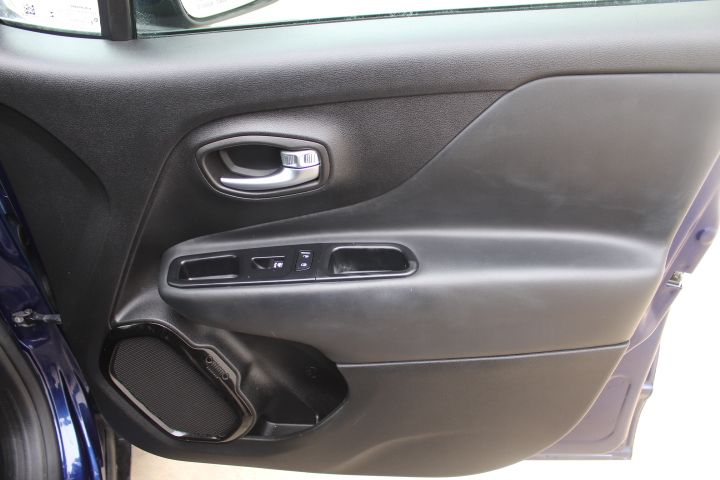 Used Car 2017 Jeep Renegade  Altitude For Sale Under $15,000 In Georgetown, Texas