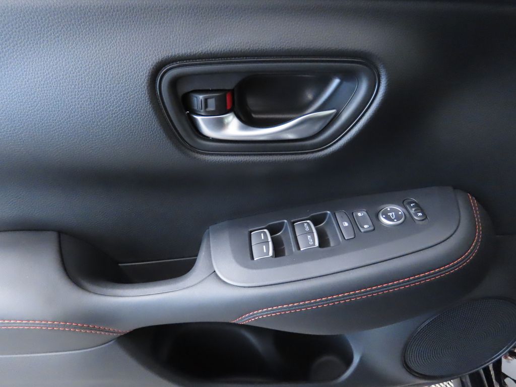 2025 Honda HR-V Sport 23