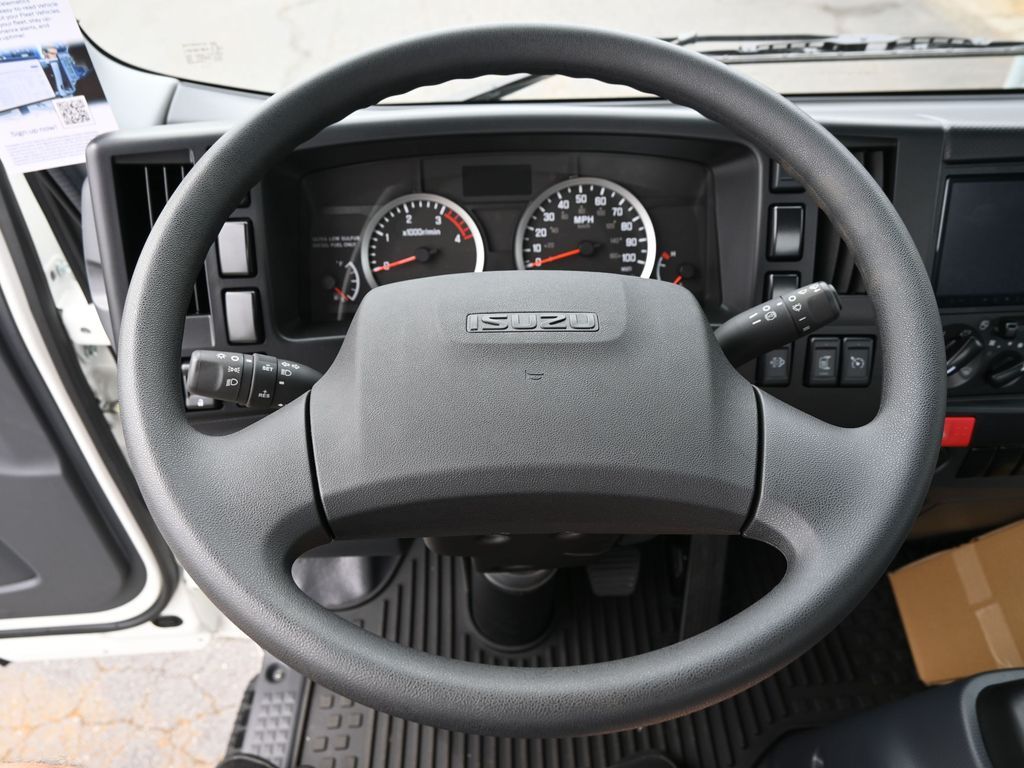 2024 Isuzu NPR HD 