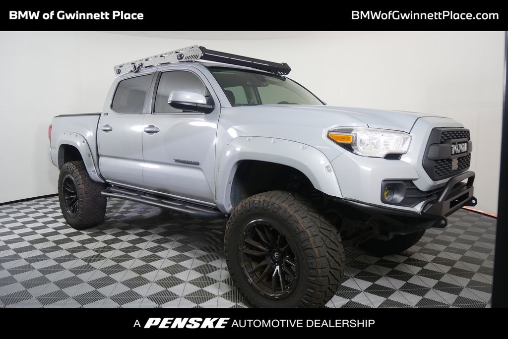 Thumbnail: 2021 Toyota Tacoma - 1