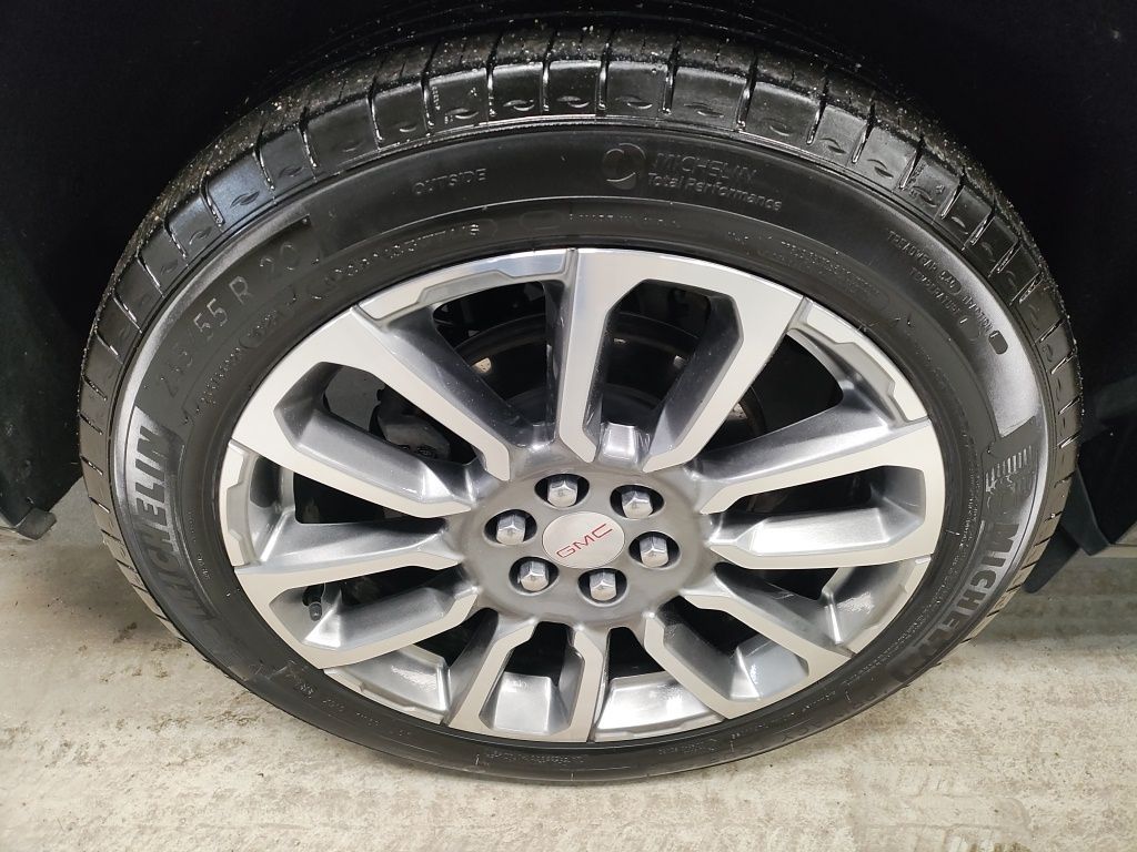 Used 2023 Black GMC Denali image 3