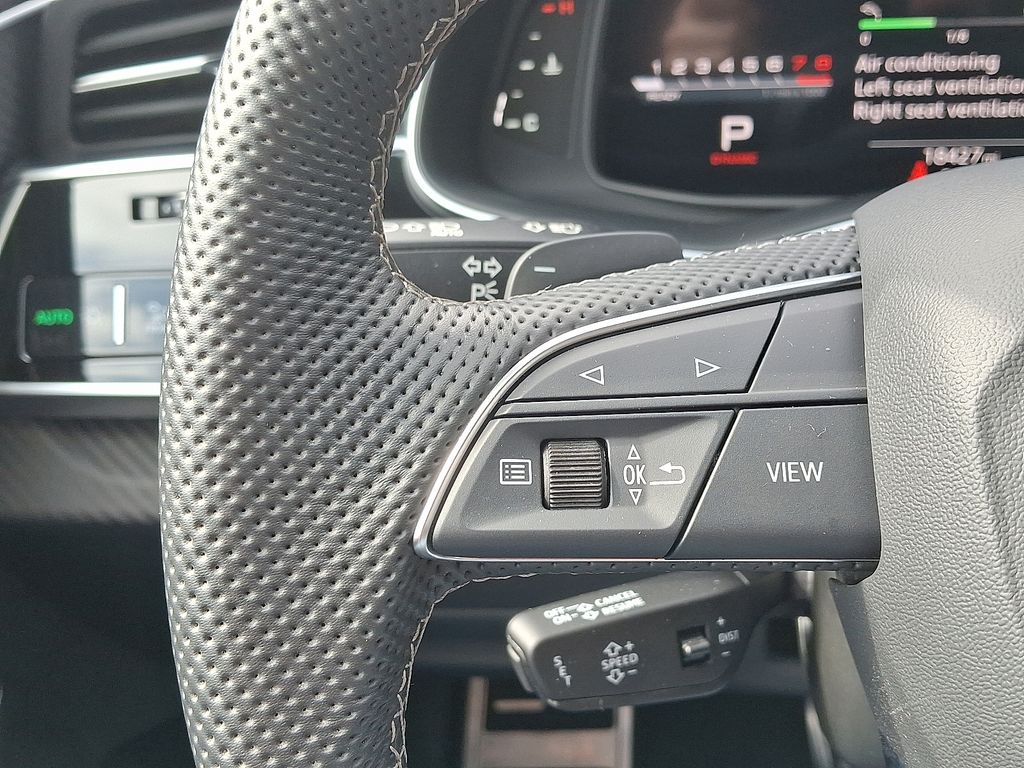 Thumbnail: 2025 Audi SQ7 - 22