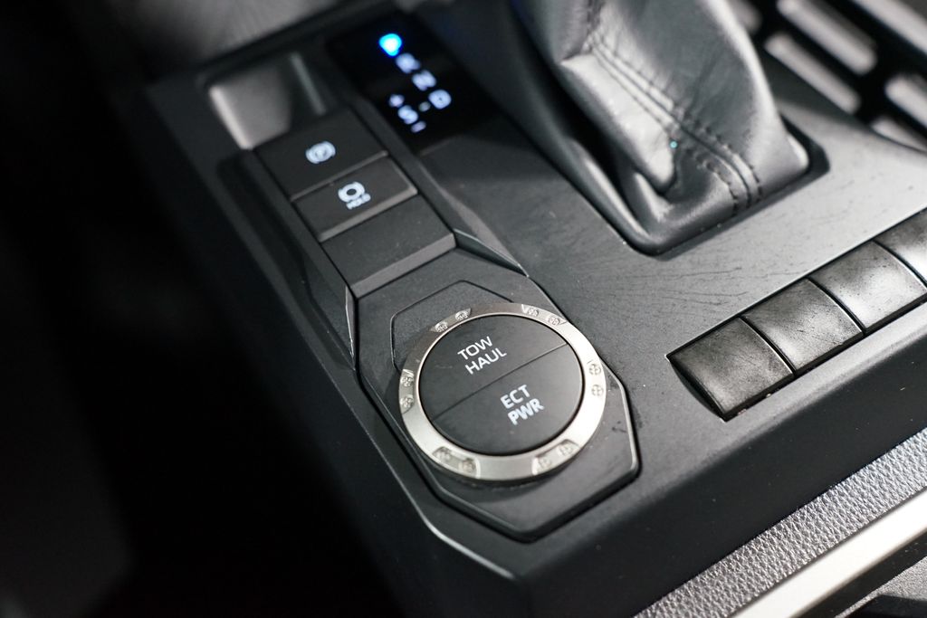 Thumbnail: 2024 Toyota Tacoma - 24