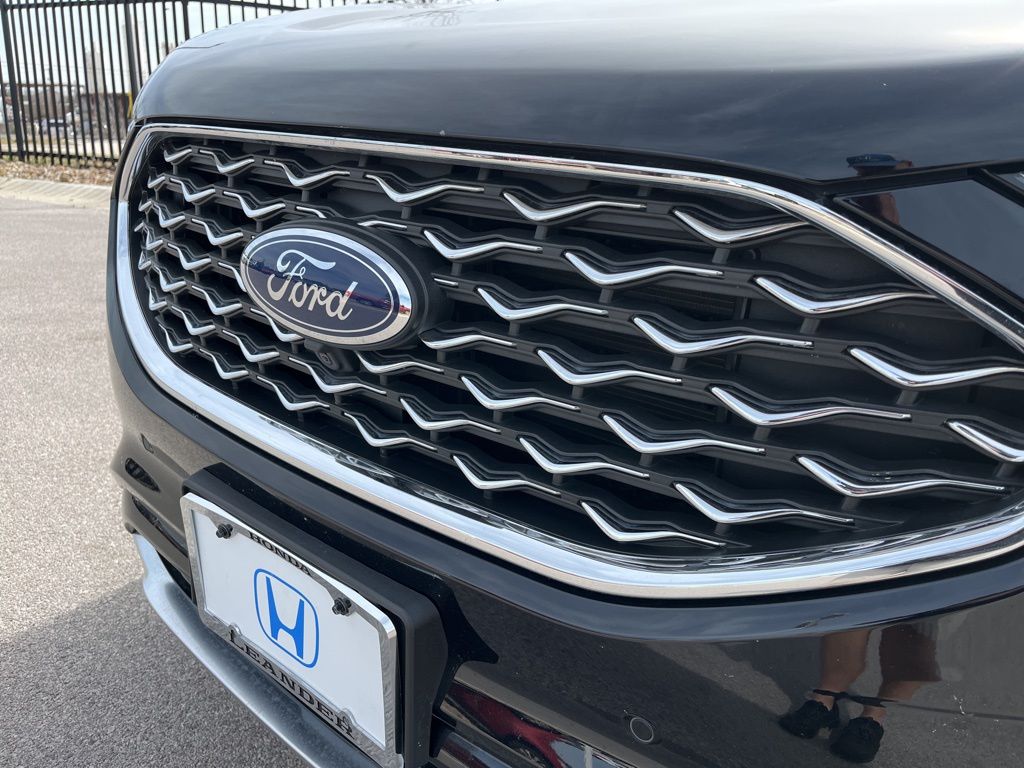 Thumbnail: 2022 Ford Edge - 15