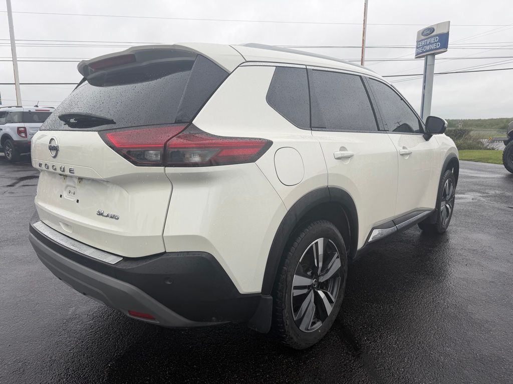 2021 Nissan Rogue SL - 6