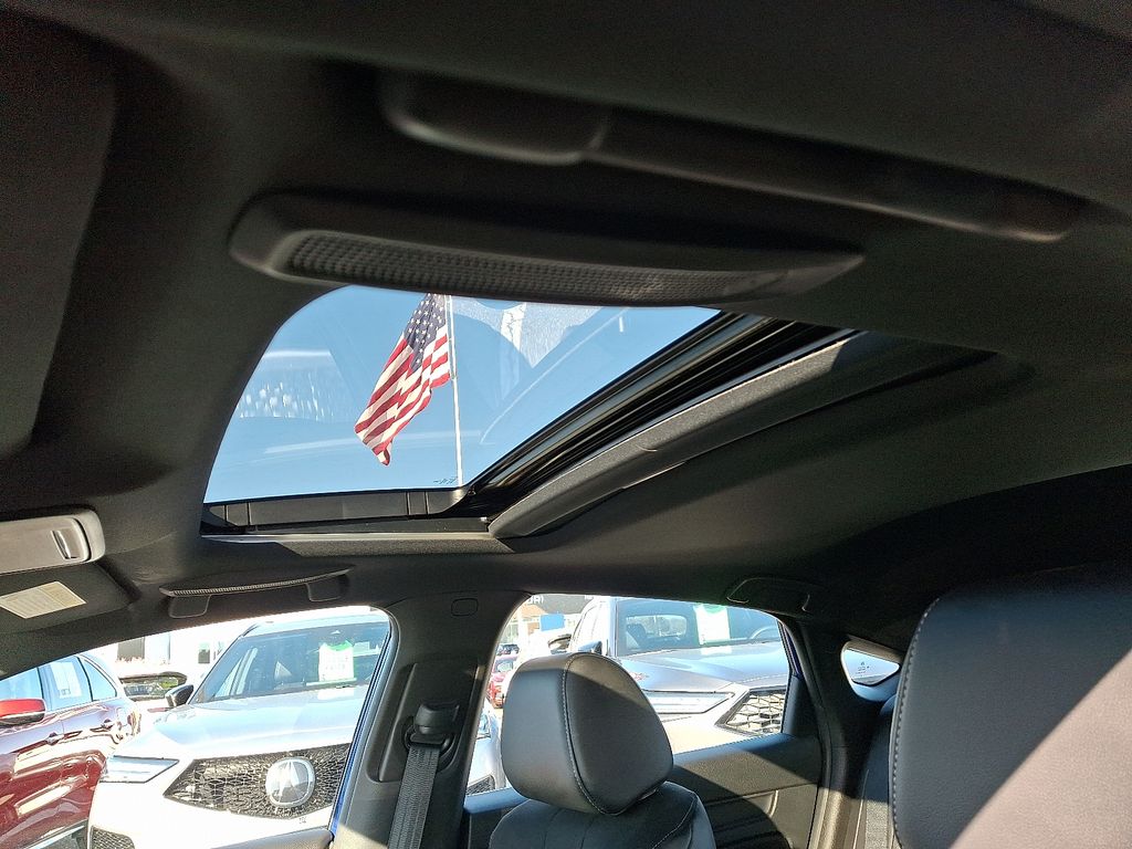 Thumbnail: 2023 Acura Integra - 15