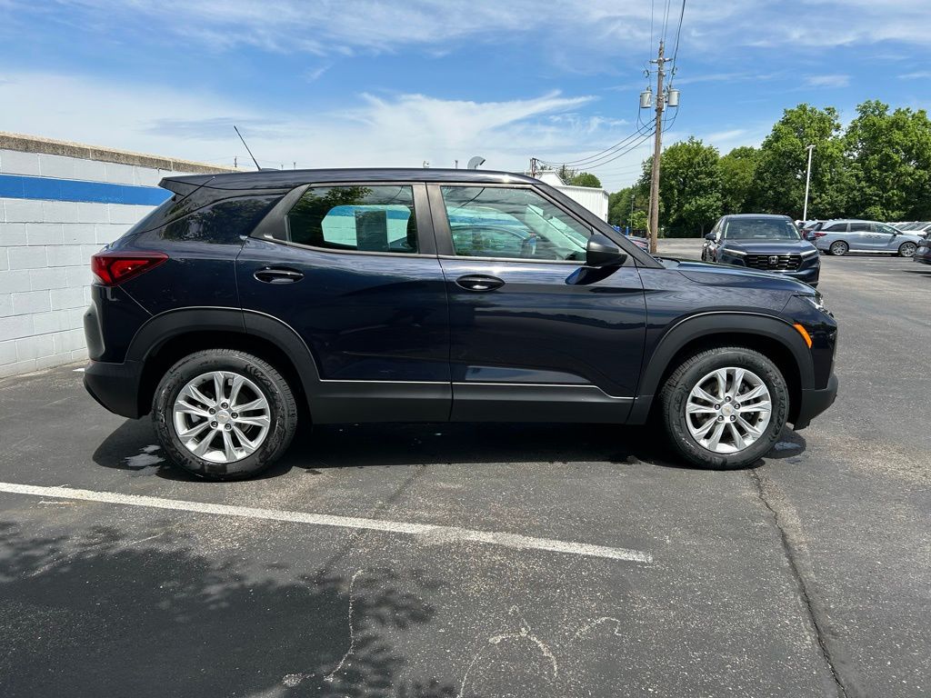 2021 Chevrolet TrailBlazer LS 5