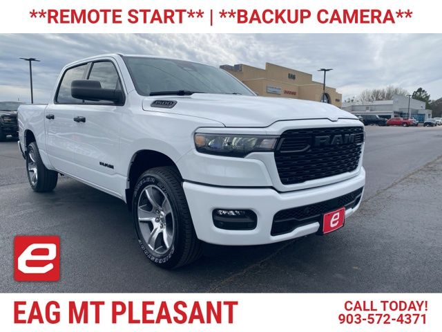 2026 RAM 1500 Express Crew Cab RWD