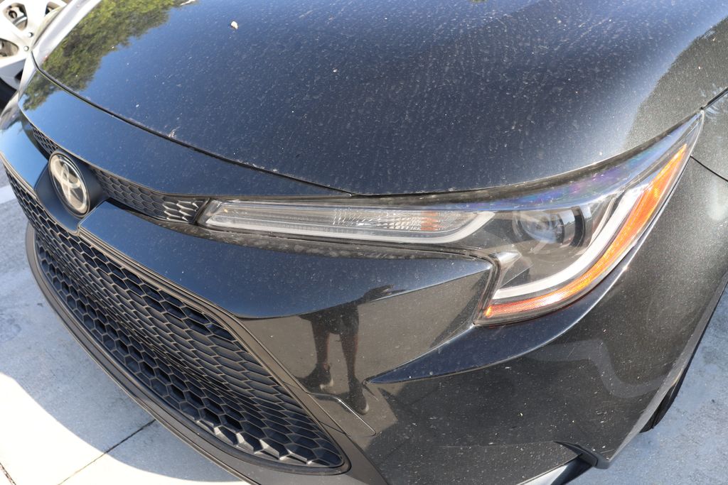 Thumbnail: 2021 Toyota Corolla - 3