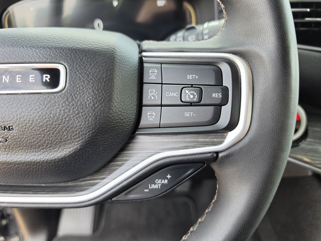 Used 2024 Jeep Wagoneer SUV