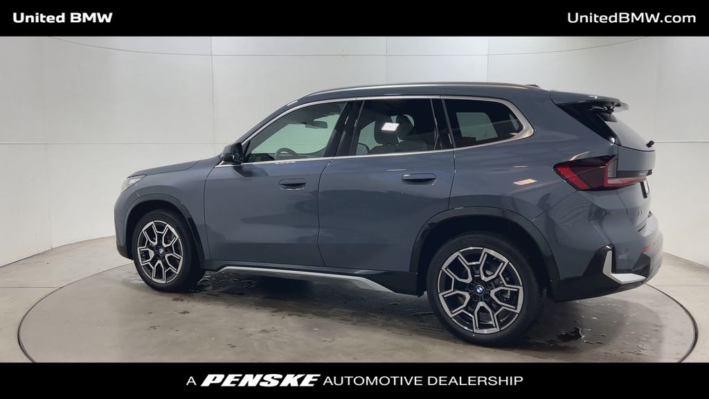 Thumbnail: 2026 BMW X1 - 6