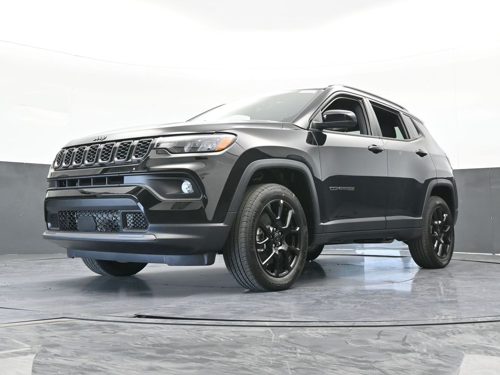 New 2026 Diamond Black Crystal Pearlcoat Jeep Latitude image 49
