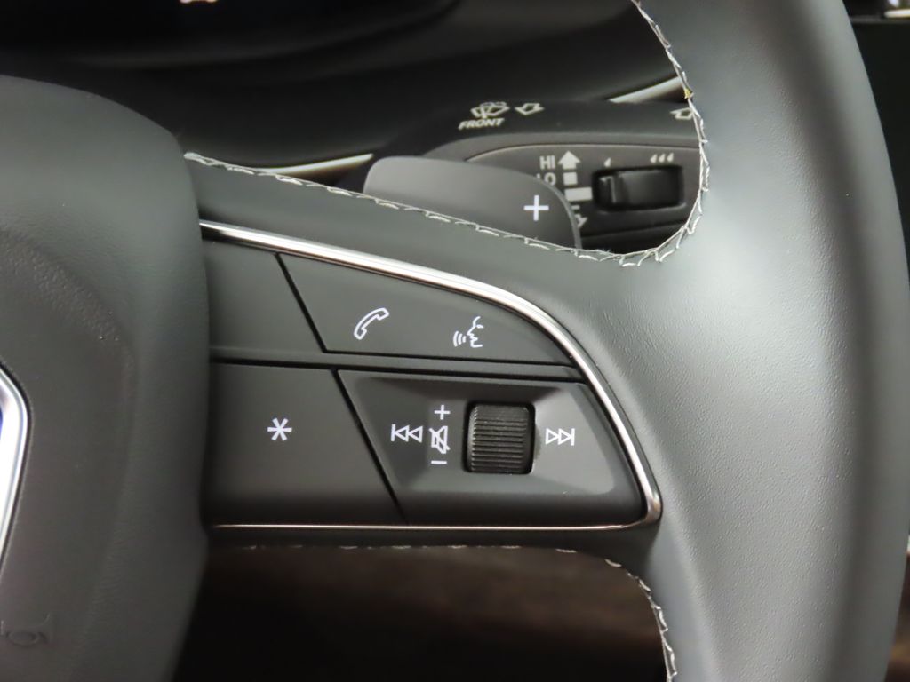 Thumbnail: 2025 Audi Q7 - 17