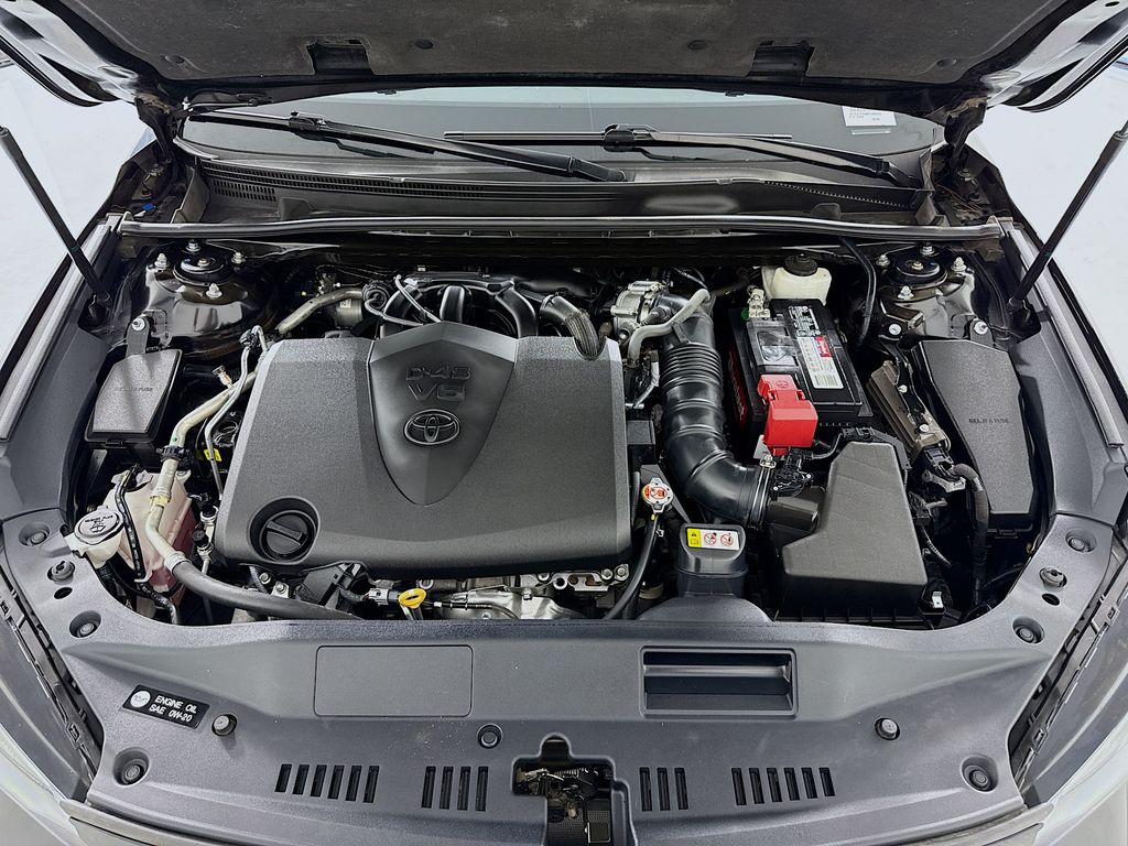 Thumbnail: 2021 Toyota Avalon - 30