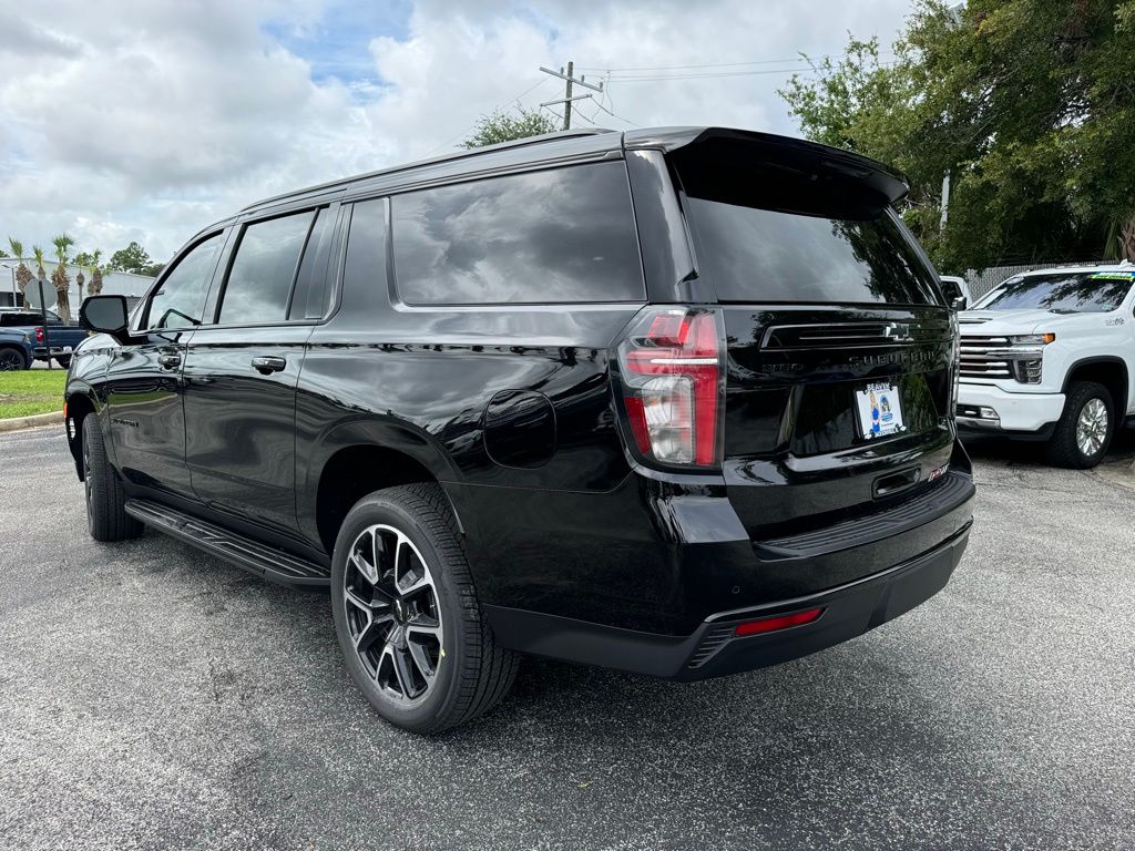 2024 Chevrolet Suburban RST 6