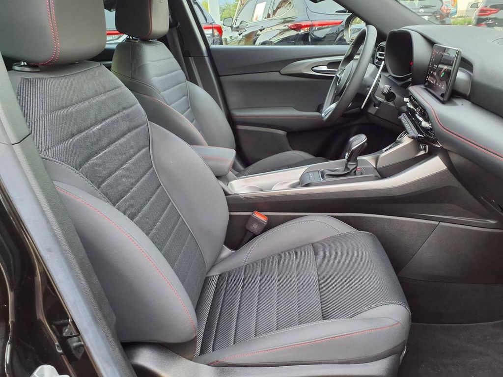 Used 2024 Dodge Hornet SUV