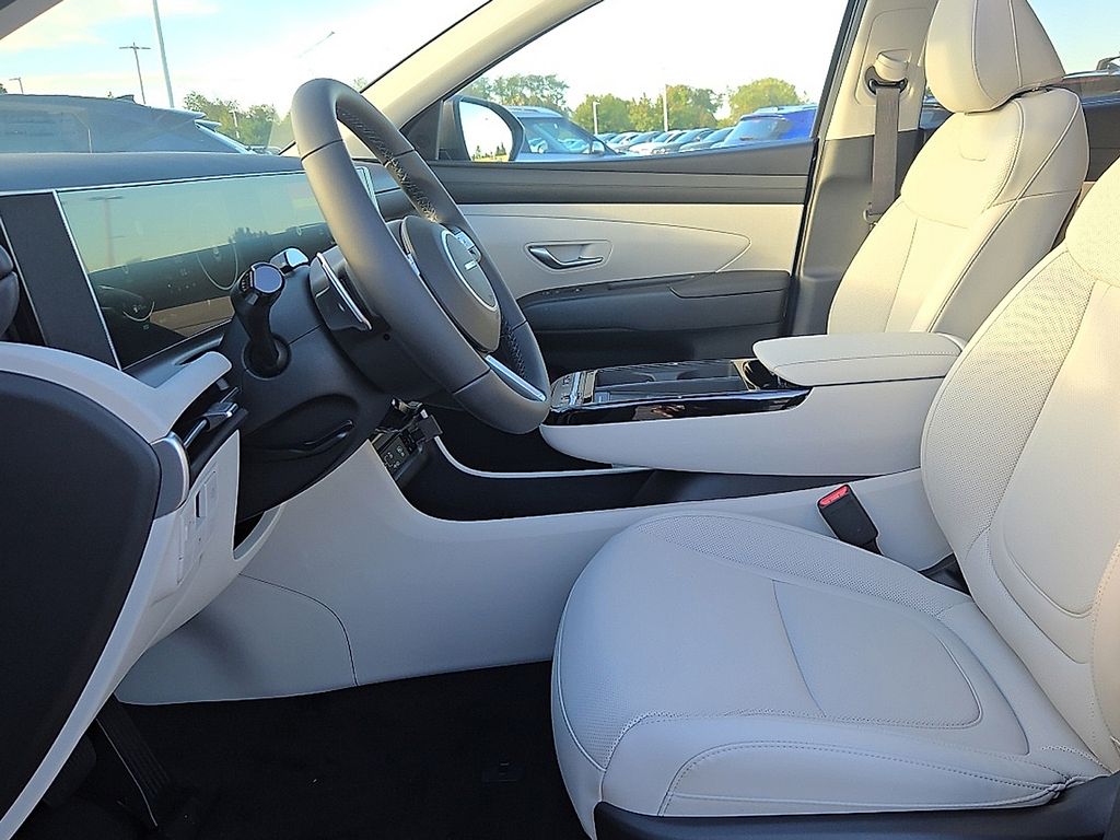 Thumbnail: 2025 Hyundai Tucson - 9