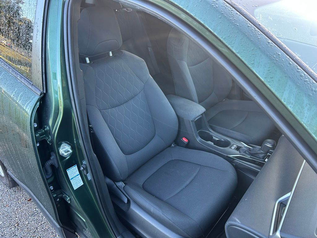 Thumbnail: 2022 Toyota Corolla Cross - 15