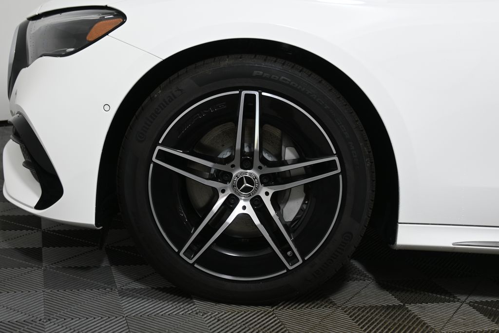 Thumbnail: 2026 Mercedes-Benz E-Class - 11