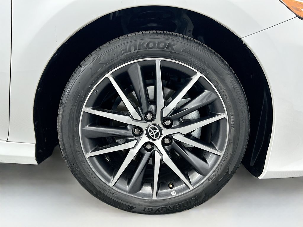 Thumbnail: 2023 Toyota Camry - 30