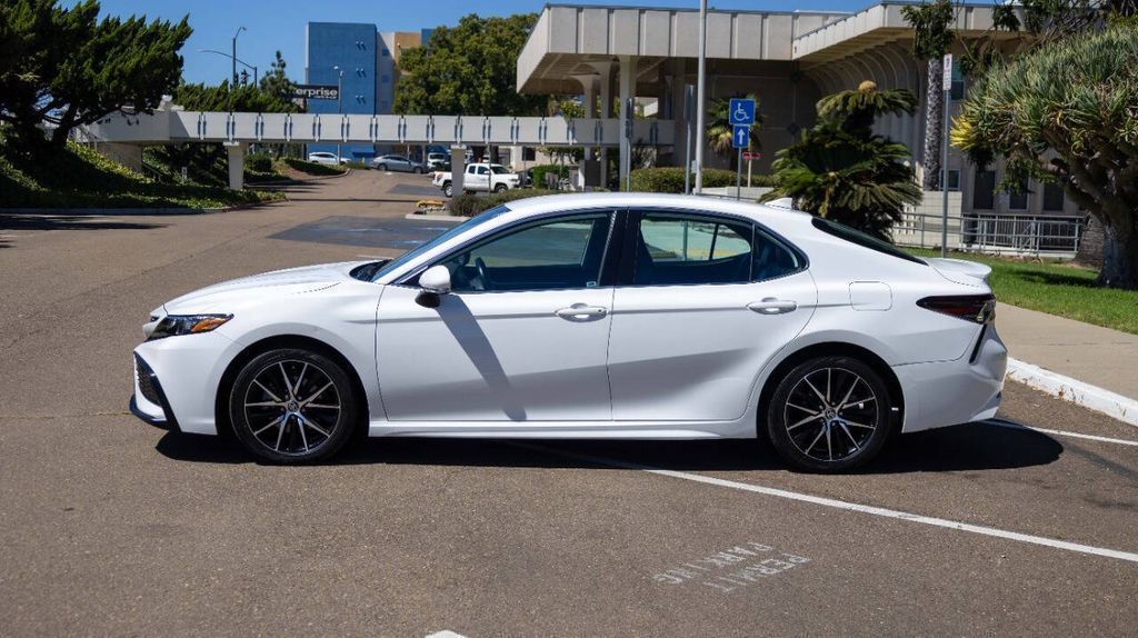 Used 2022 Toyota Camry SE 4D Sedan