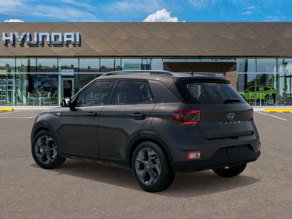 2025 Hyundai Venue SEL 5