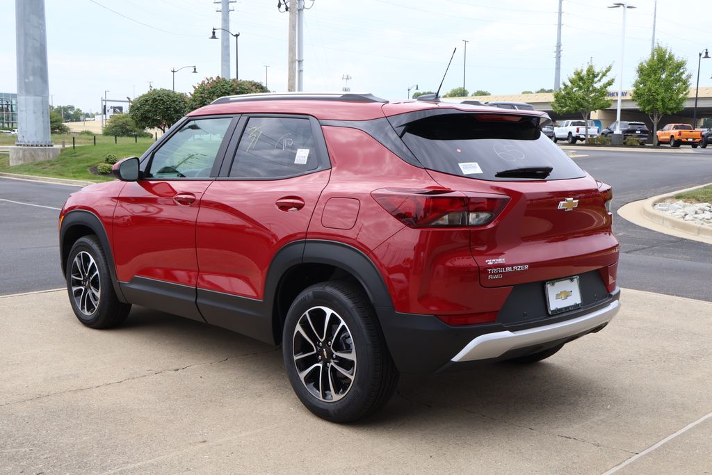 Thumbnail: 2026 Chevrolet TrailBlazer - 5
