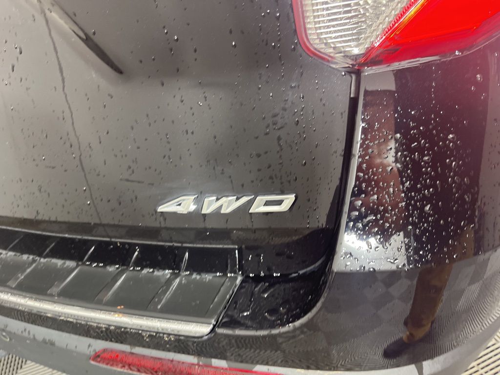 Thumbnail: 2023 Ford Explorer - 4