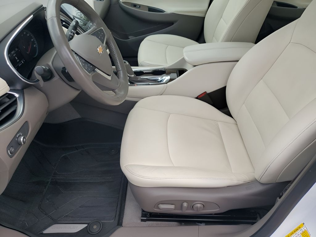 Used Car 2019 Chevrolet Malibu  Lt For Sale Under $20,000 In Austin, Texas