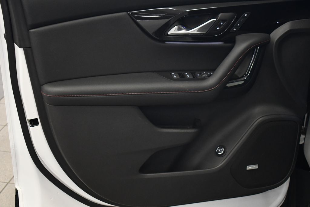 Thumbnail: 2019 Chevrolet Blazer - 16